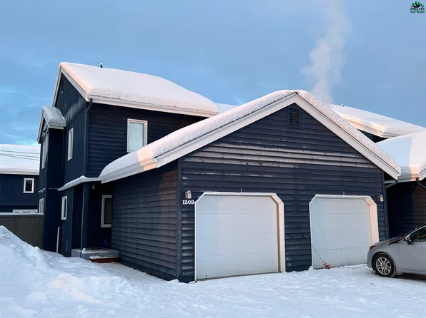 1309 28th Ave APT 2, Fairbanks, AK 99701