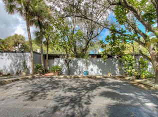 16332 Oak Walk #16332, Hialeah, FL 33014