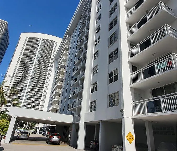 1849 S Ocean Dr #505 — Photo 15