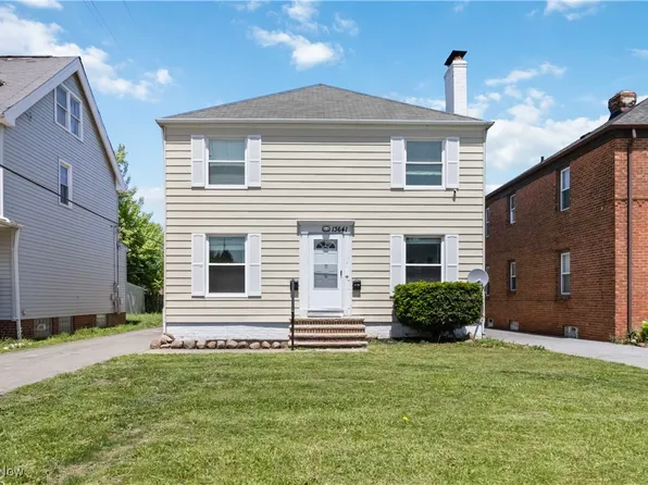 13641 Cedar Rd, University Heights, OH 44118