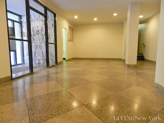 Rented by Living New York | media 18