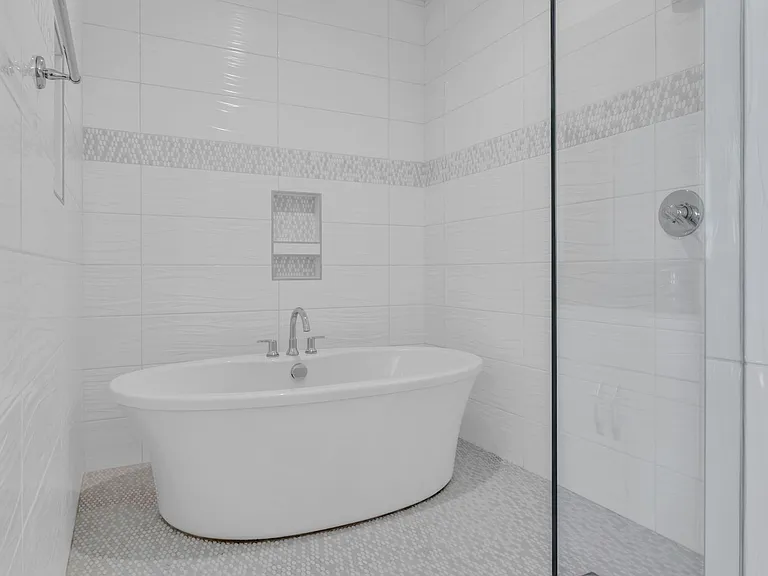 1016B 13th Ave S — Photo 25