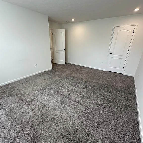 155 Strawberry Field Dr — Photo 15