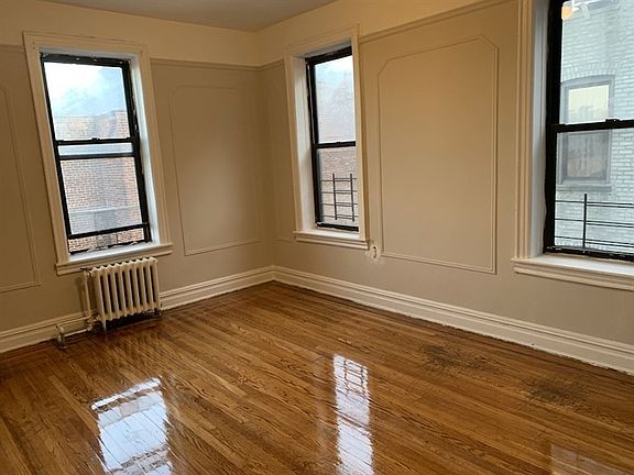 2nd image of 4535 44th St APT 5B