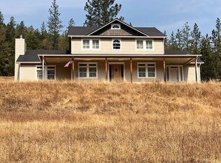 1796 Limpy Creek Rd, Grants Pass, OR 97527