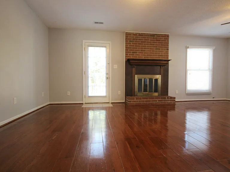 1472 Twin Branches Cir SE — Photo 7