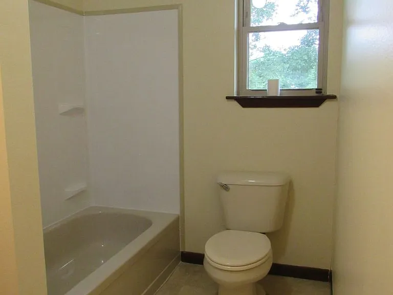 13501 Lower Steel Bend Rd — Photo 37