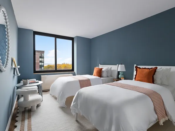 2 South End Avenue image 10 of 16