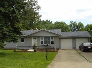 6055 Fohl Rd SW, Navarre, OH 44662