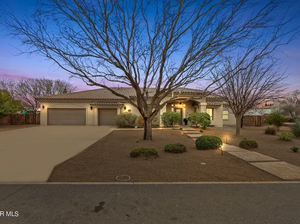 5520 Woodfield Dr, El Paso, TX 79932