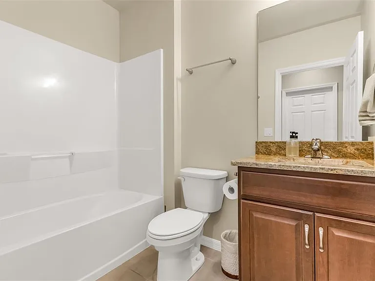 7177 W Lenox Cir — Photo 17