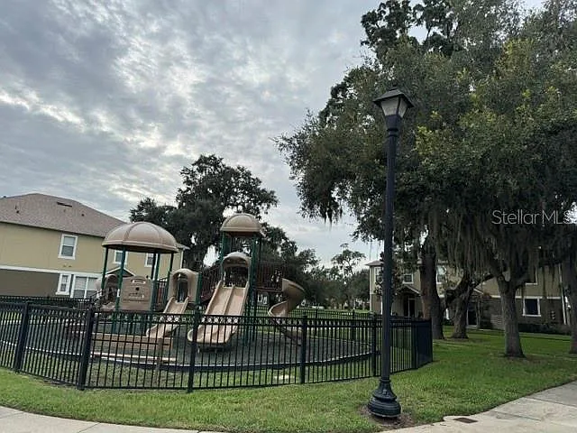 1470 Broken Oak Dr #27C — Photo 68