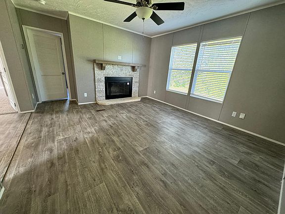 3rd image of 1812 Siesta Dr