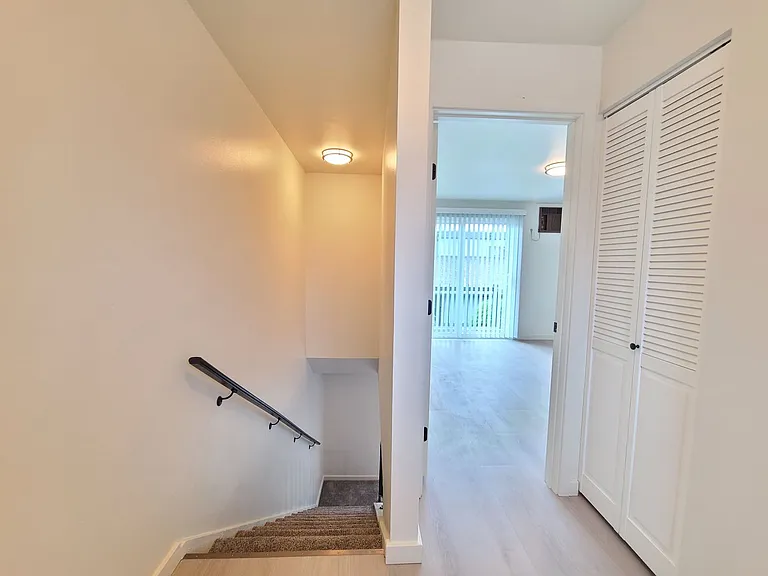 Alpine Square — Photo 20