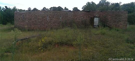 2nd image of 1820 Philadelphia Church Rd
