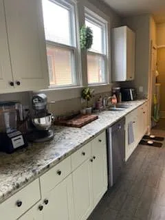 2817 Broadway St — Photo 18