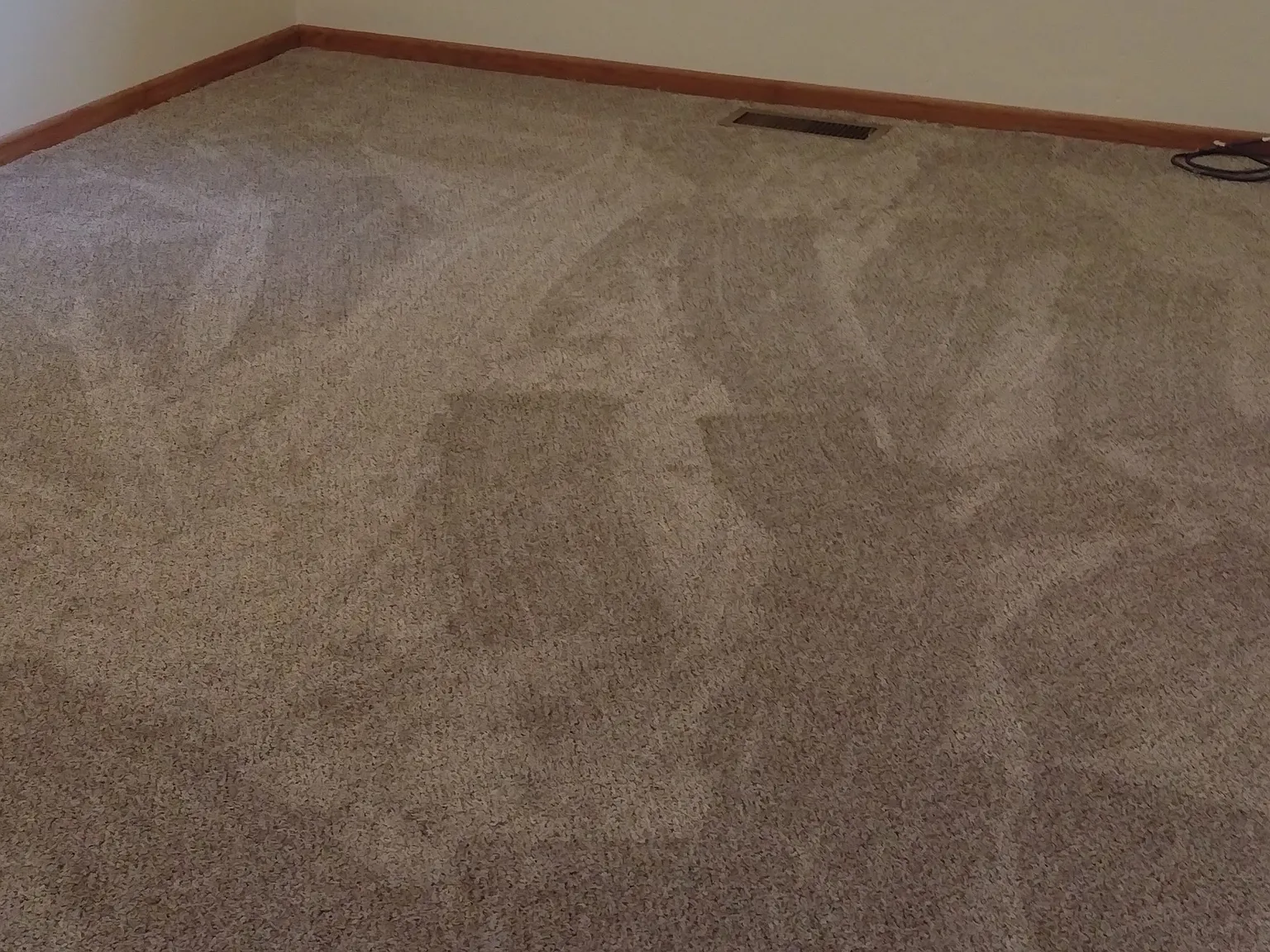 2 bed, 750 sqft, $975 — Photo 3