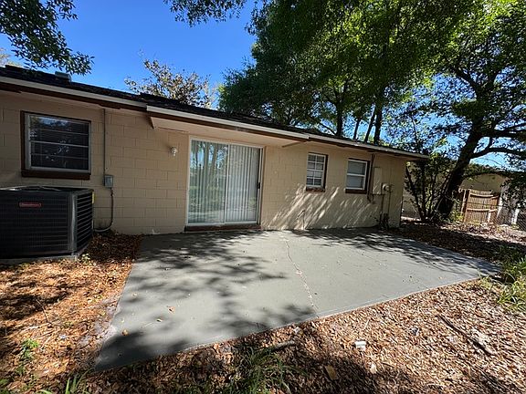 4th image of 4566 Chateau Rd