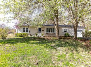107 College Ave, Saint Louis, MO