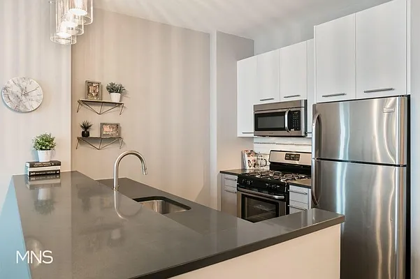 Rented by MNS Marketing | media 14
