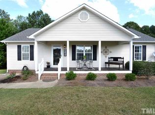 249 Skylar Ln, Four Oaks, NC 27524