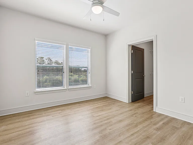 Sopra Luxury Living — Photo 97