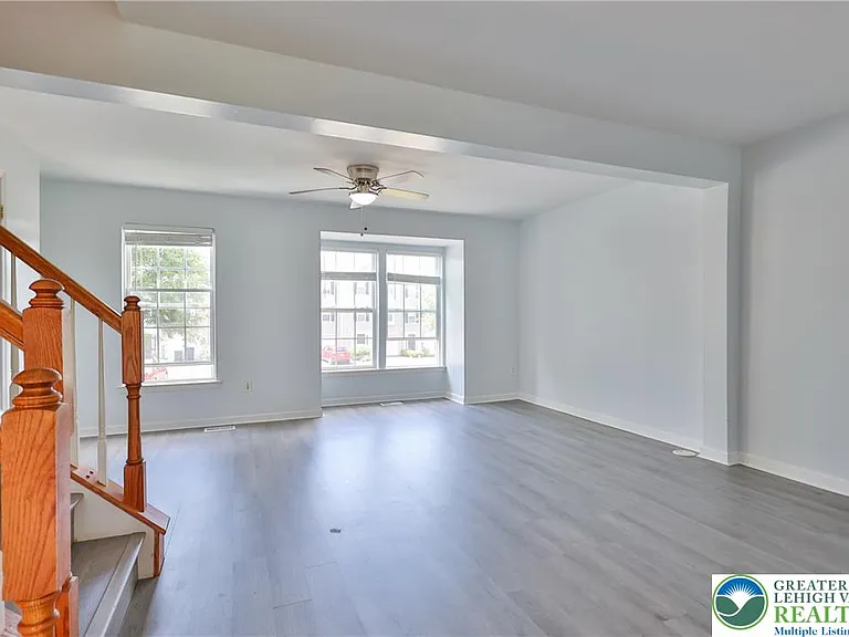 7832 Red Hawk Ct — Photo 5