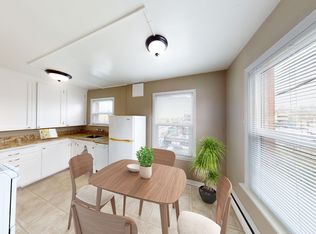 Gordon, Seattle, WA 98109