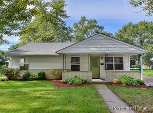 1717 Seaman Ave, Dekalb, IL 60115