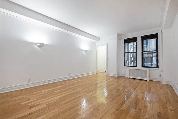 Rented by Rita S Citrin, LREB | media 22