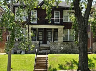 5032 Pernod Ave, Saint Louis, MO 63139
