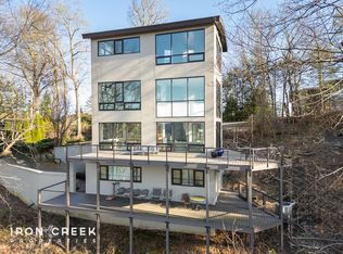 910 Rockhold Dr, Asheville, NC 28804
