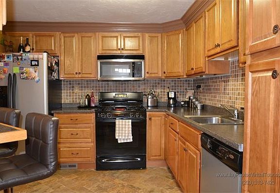 2nd image of 237 South St APT 42