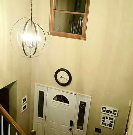3rd image of 5213 Villa Pike