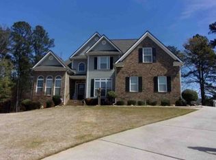 195 Holcomb Ct, Fayetteville, GA 30215
