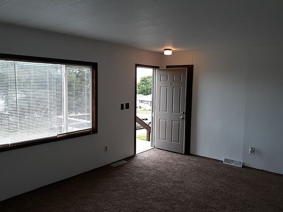 3rd image of 1001 O St APT 1E