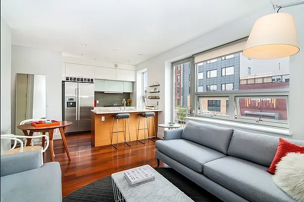 Rented by Compass | media 21