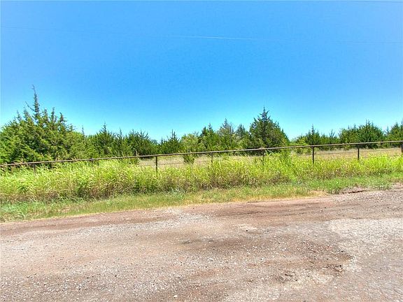 3rd image of SE Ladd Avenue & 210th St