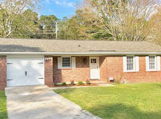 321 Lilac Dr, Summerville, SC 29483