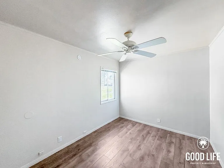 3895 King St — Photo 8