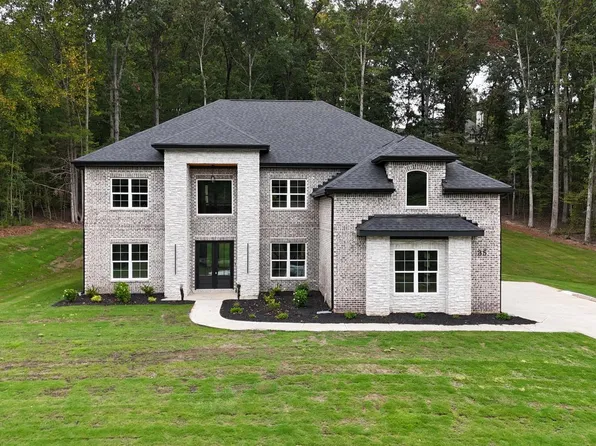 35 Mountain Crest Dr, Oxford, GA 30054