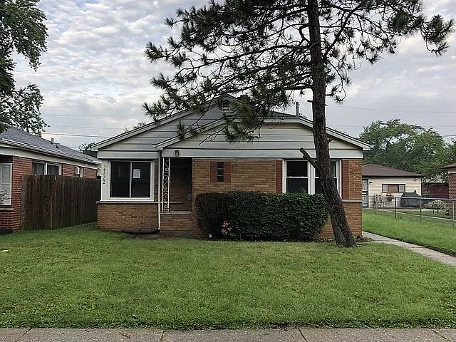 14622 Edbrooke Ave photo 1