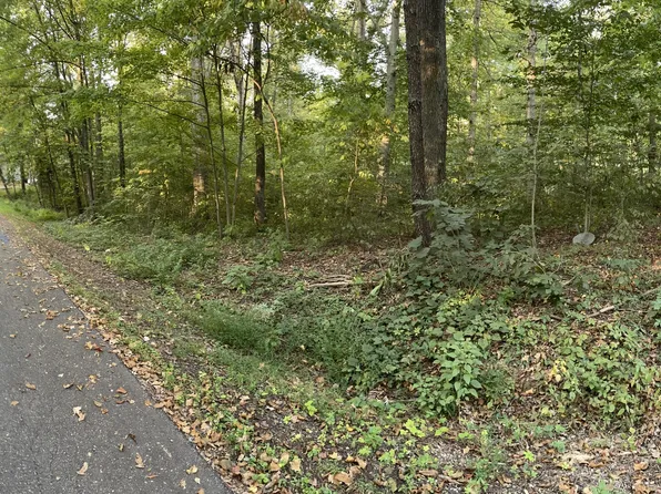 137 White Oak Way, North Vernon, IN 47265