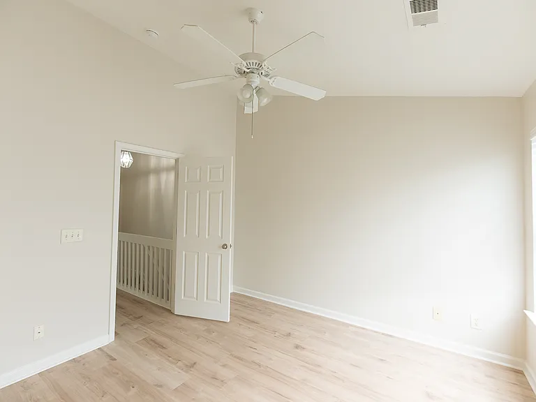 306 Snowy Owl Ct — Photo 21