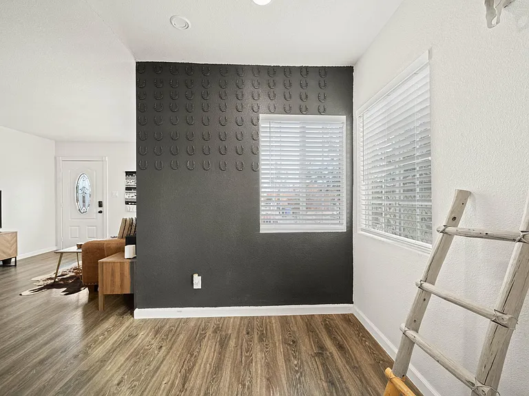 783 El Centro Ave — Photo 4