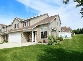 4715 Curran Ct, Grand Forks, ND 58201