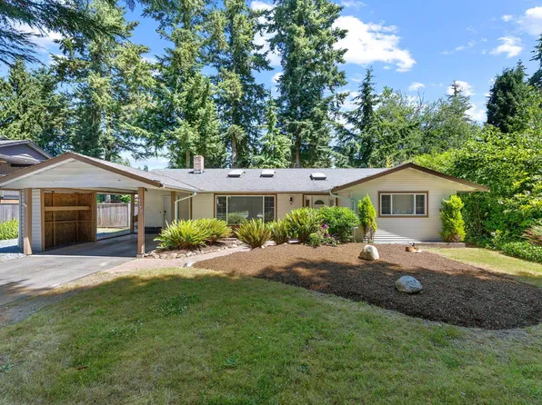 4132 204b St, Langley, BC V3A 1Z8