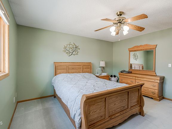 3rd image of 2960 Ontario Ln #6