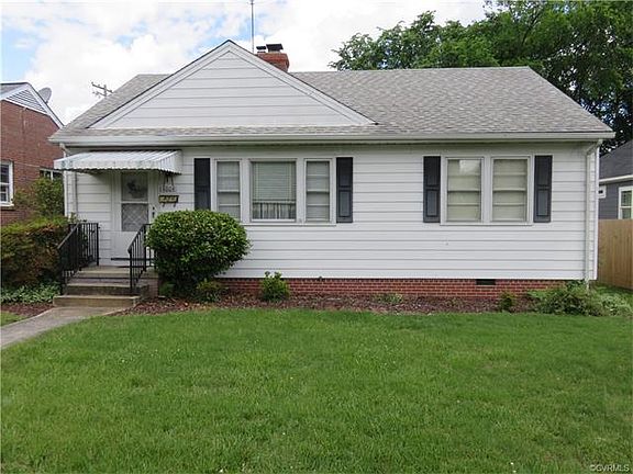 2nd image of 4604 Radford Ave