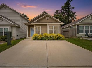 16879 Balmoral St, Montgomery, TX 77316